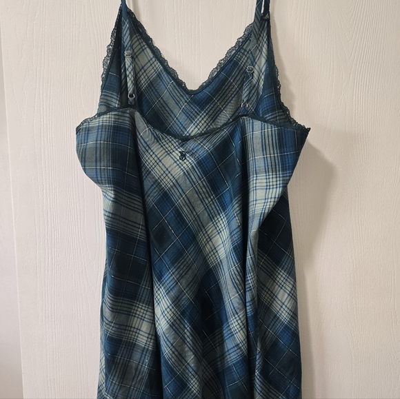 New VICTORIAS SECRET Plaid V- Neck Slip Dress - Picture 7 of 10